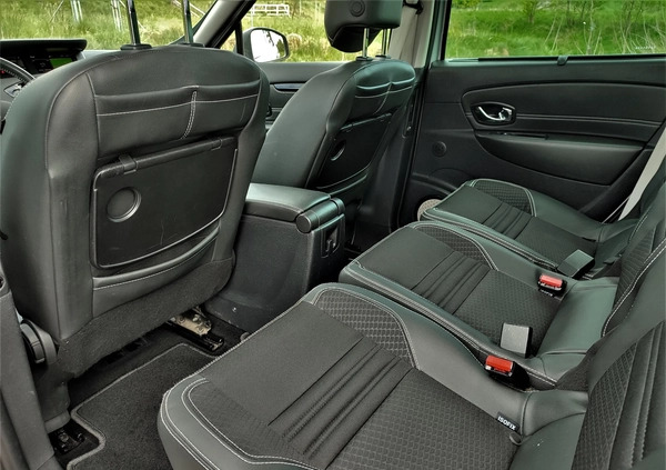Renault Grand Scenic cena 33800 przebieg: 210000, rok produkcji 2015 z Siechnice małe 631